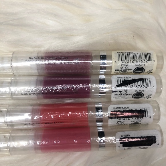 Hello Kitty Lip Gloss | 4 FOR $10! 💖💫 - Picture 3 of 3